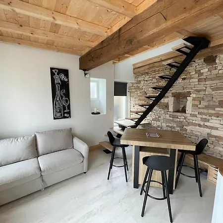 Charmante Maison De Village Viré Buitenkant foto